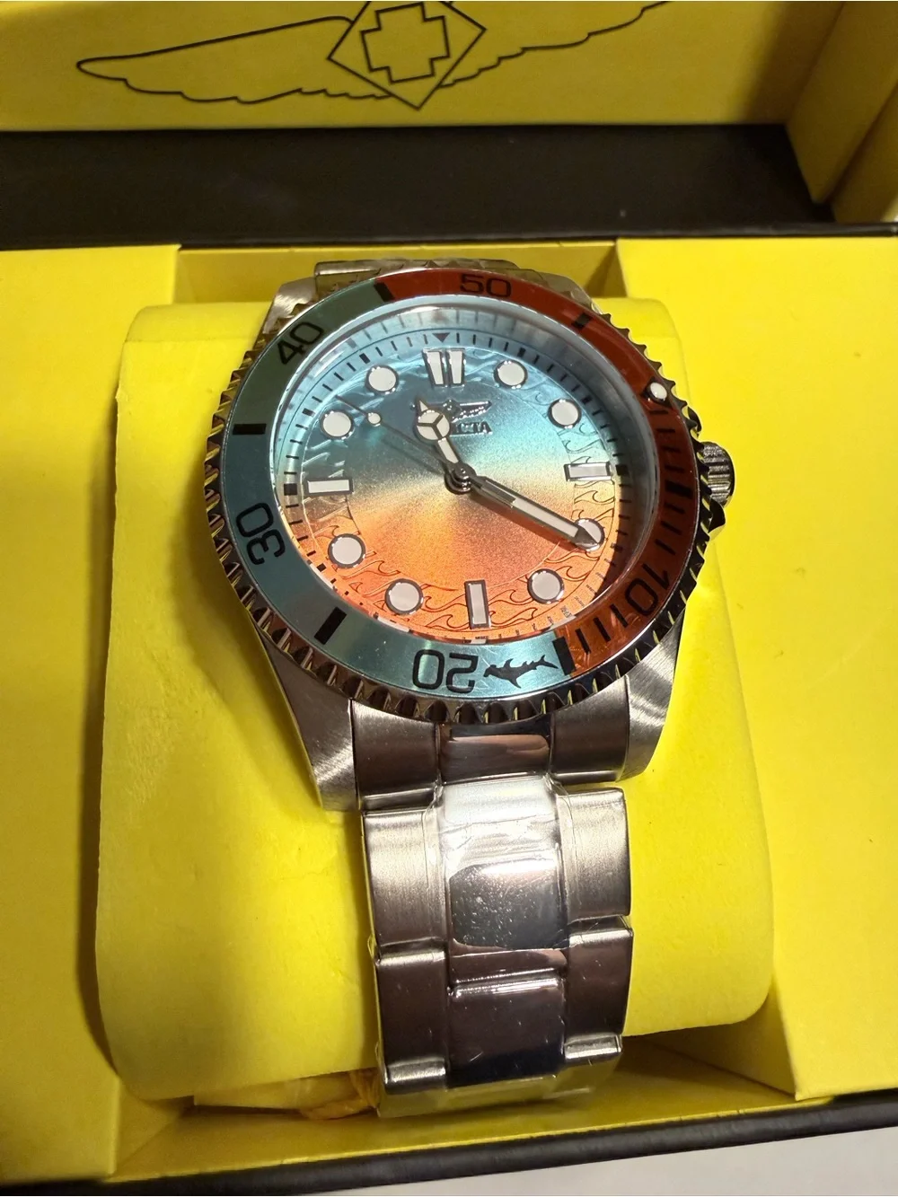 Invicta Pro Diver Kromatyk Men's Watch-43mm,Silver, Gradient(Dolphins Color-way)